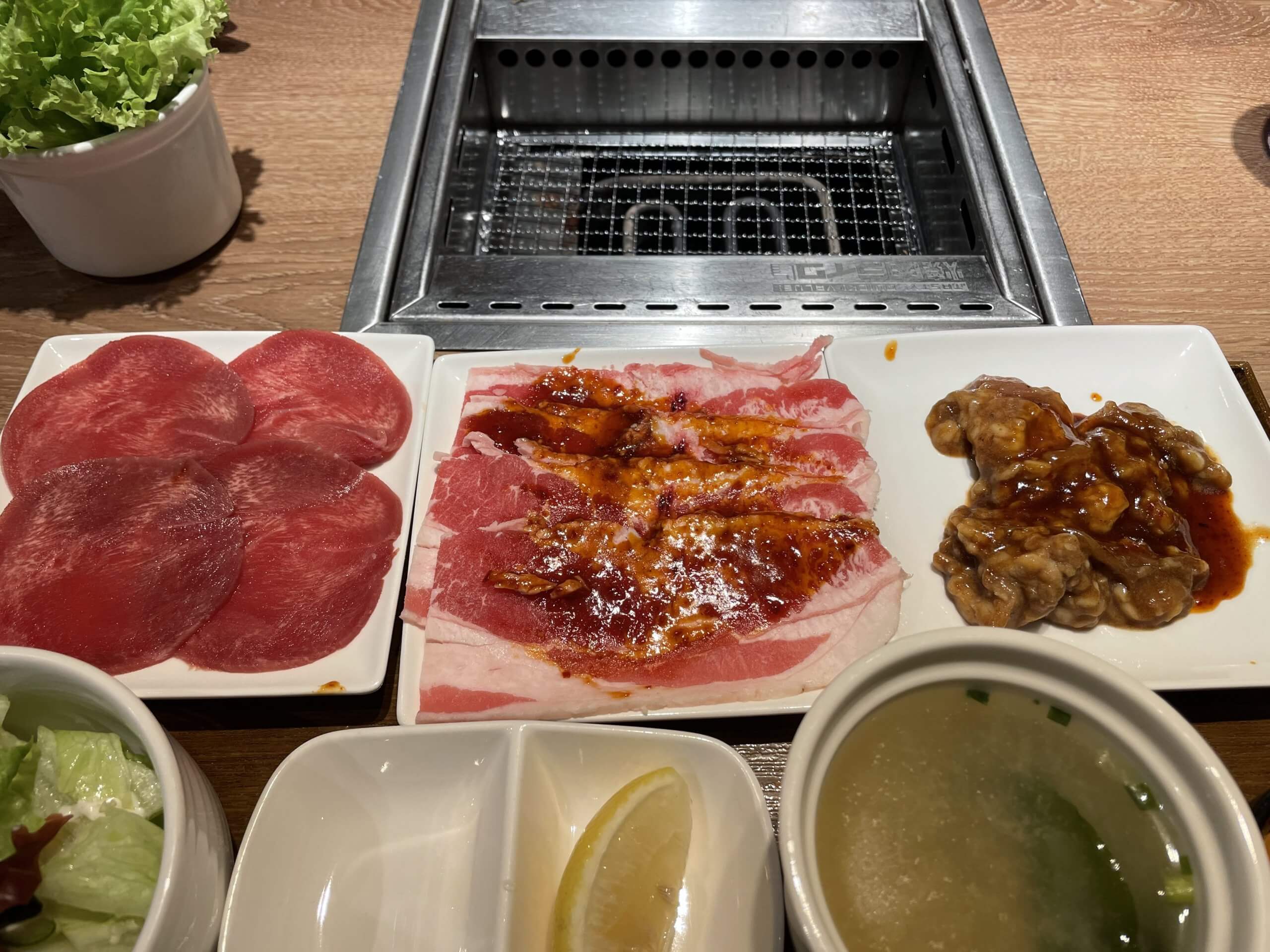 台湾グルメ　焼肉　台湾遊まっぷ