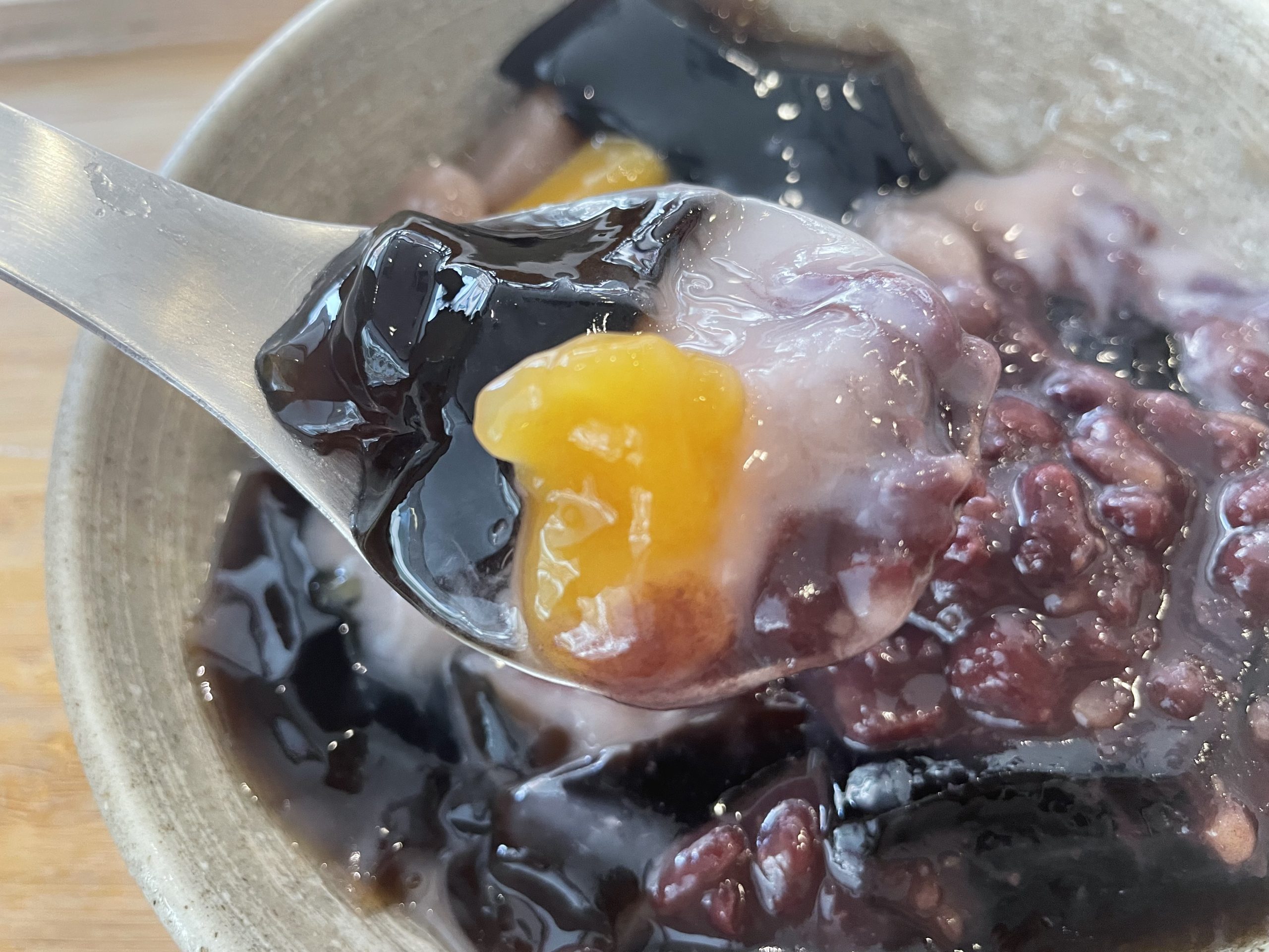 台湾グルメ　台湾スイーツ　タロイモ　カキ氷